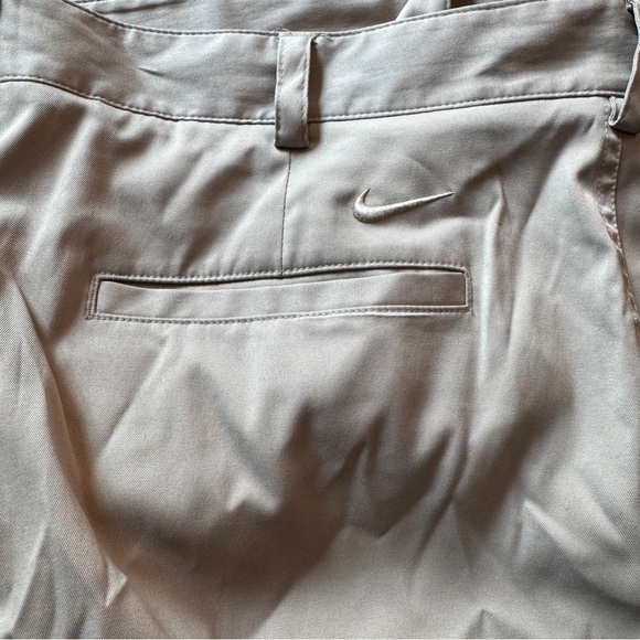 Nike Flat Front Men's Dri-fit Golf Pants Khaki 598445-221 Size 38 Preppy Office - Picture 6 of 12